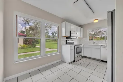 557 Hunter Circle Kissimmee FL 34758