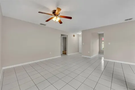 557 Hunter Circle Kissimmee FL 34758