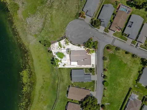 452 Lake Suzanne Drive Lake Wales FL 33859