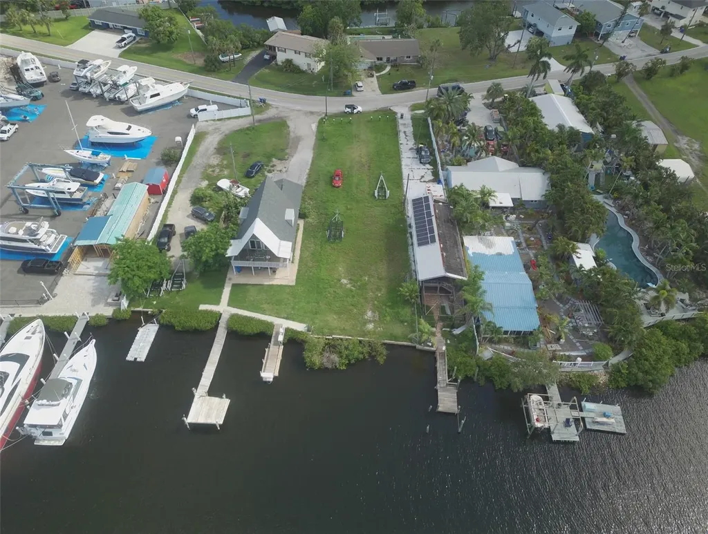 3322 W Shell Point Road Ruskin FL 33570