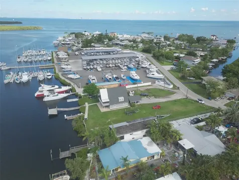 3322 W Shell Point Road Ruskin FL 33570