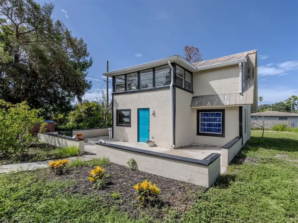 305 Chauncey Avenue Bradenton FL 34208