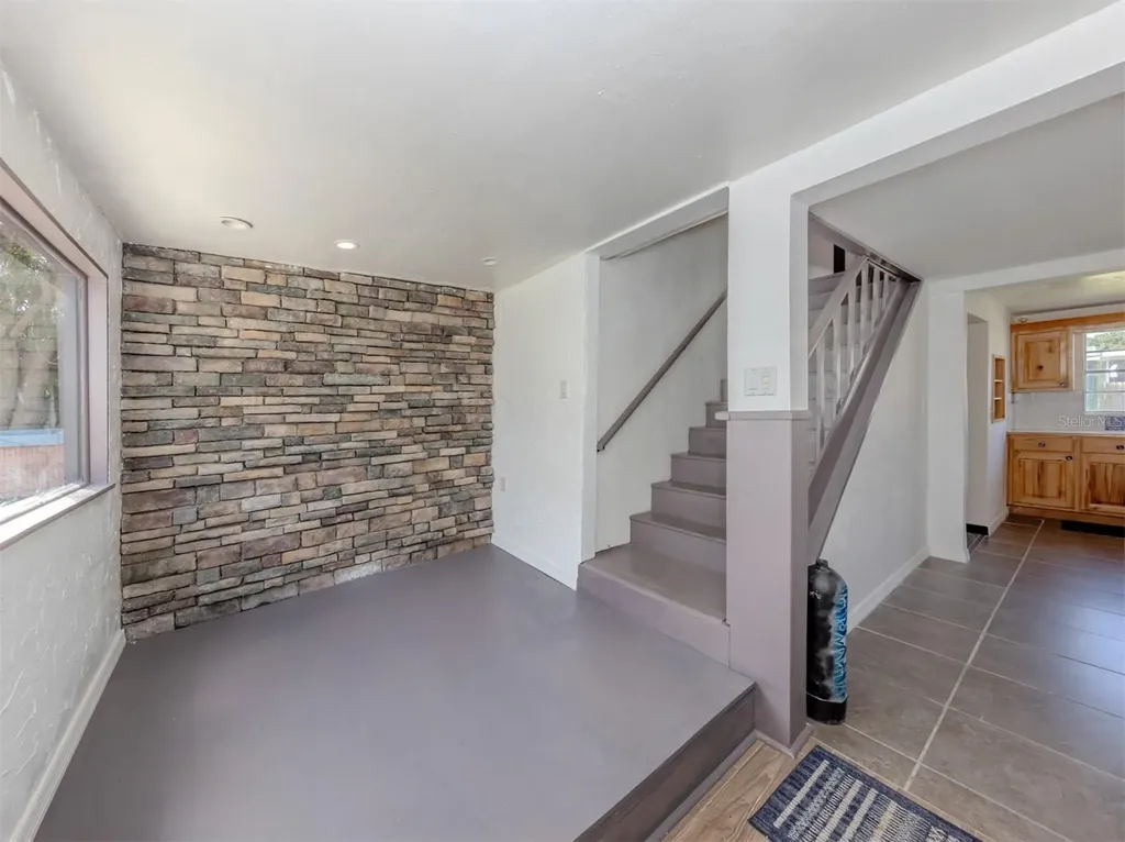 305 Chauncey Avenue Bradenton FL 34208