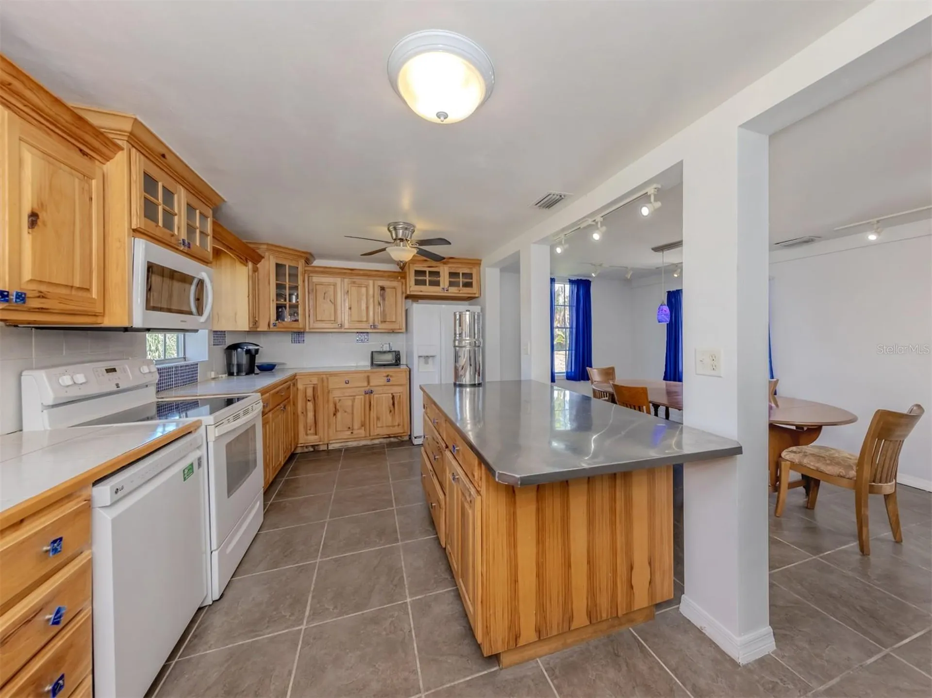 305 Chauncey Avenue Bradenton FL 34208