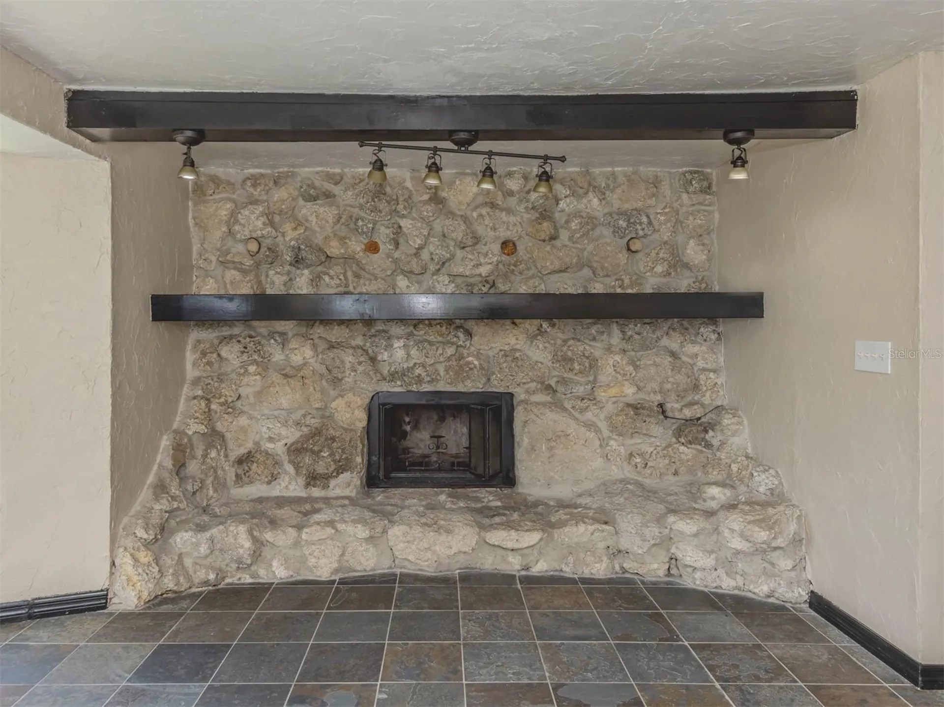 305 Chauncey Avenue Bradenton FL 34208