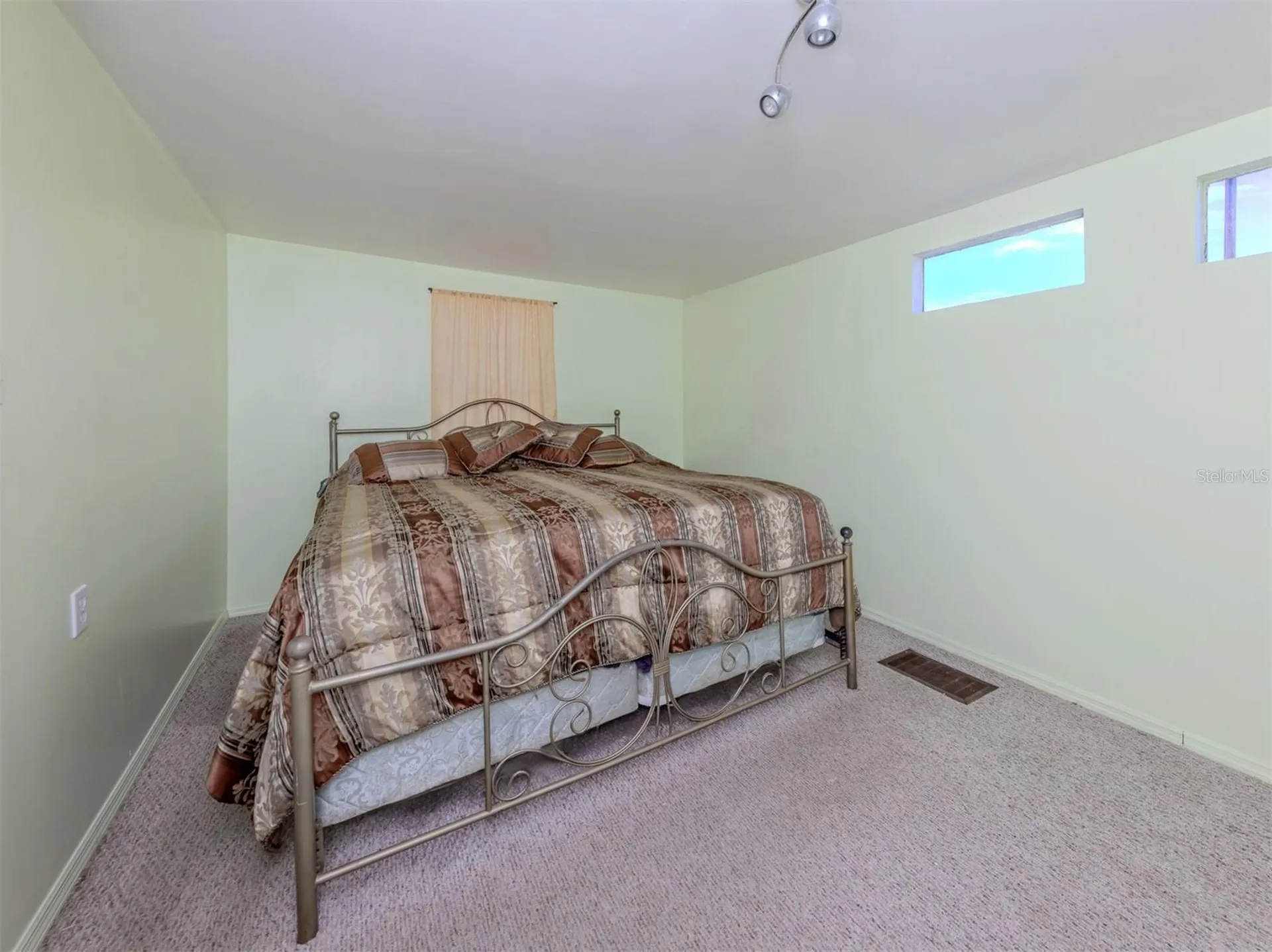 305 Chauncey Avenue Bradenton FL 34208