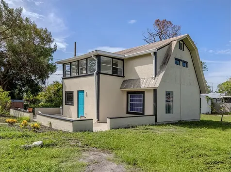 305 Chauncey Avenue Bradenton FL 34208