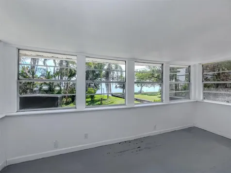 305 Chauncey Avenue Bradenton FL 34208
