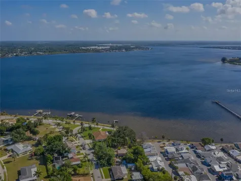 305 Chauncey Avenue Bradenton FL 34208