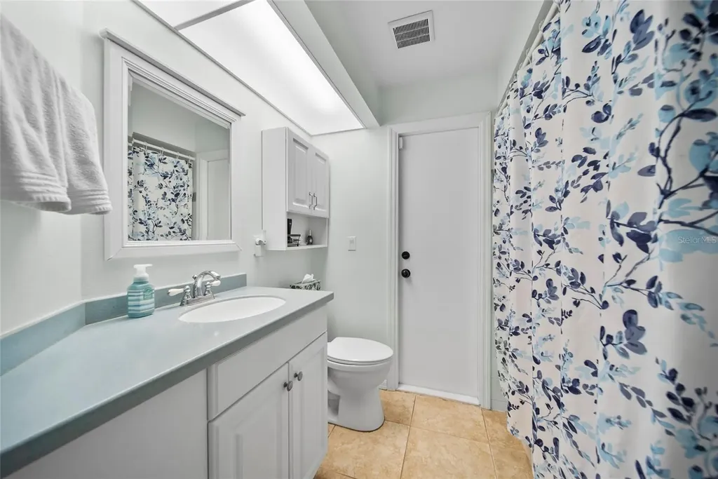 7115 39th Lane E Sarasota FL 34243