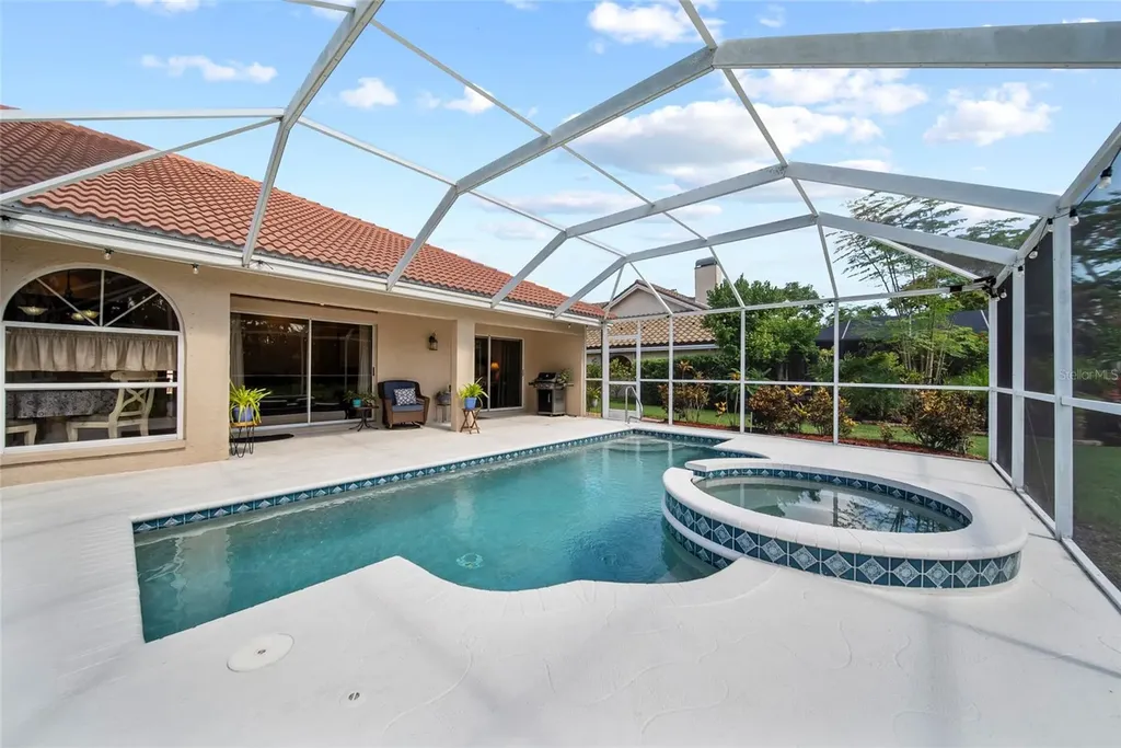 7115 39th Lane E Sarasota FL 34243