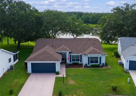 24954 Navel Avenue Leesburg FL 34748