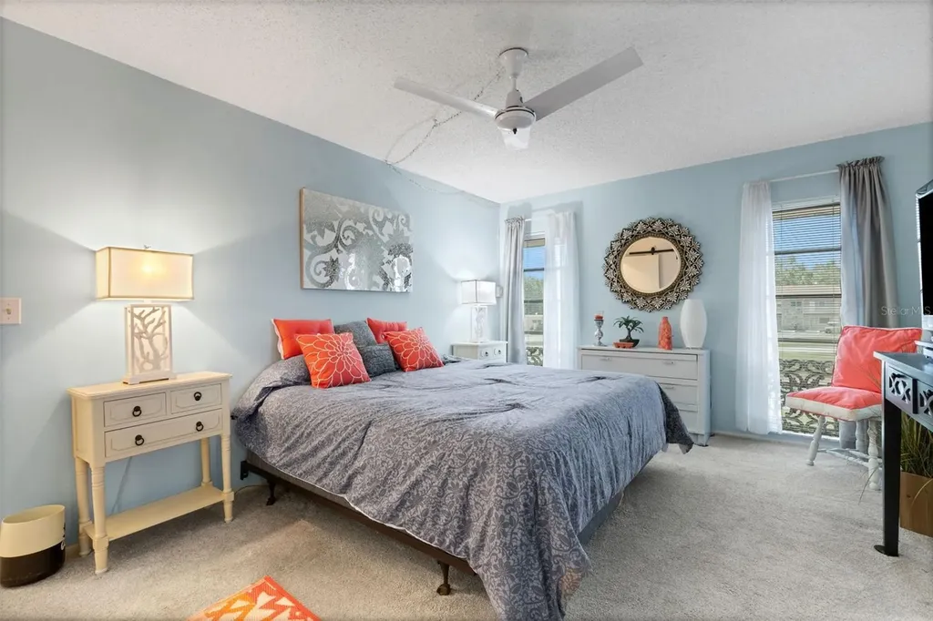 221 Fernwood Circle Seminole FL 33777