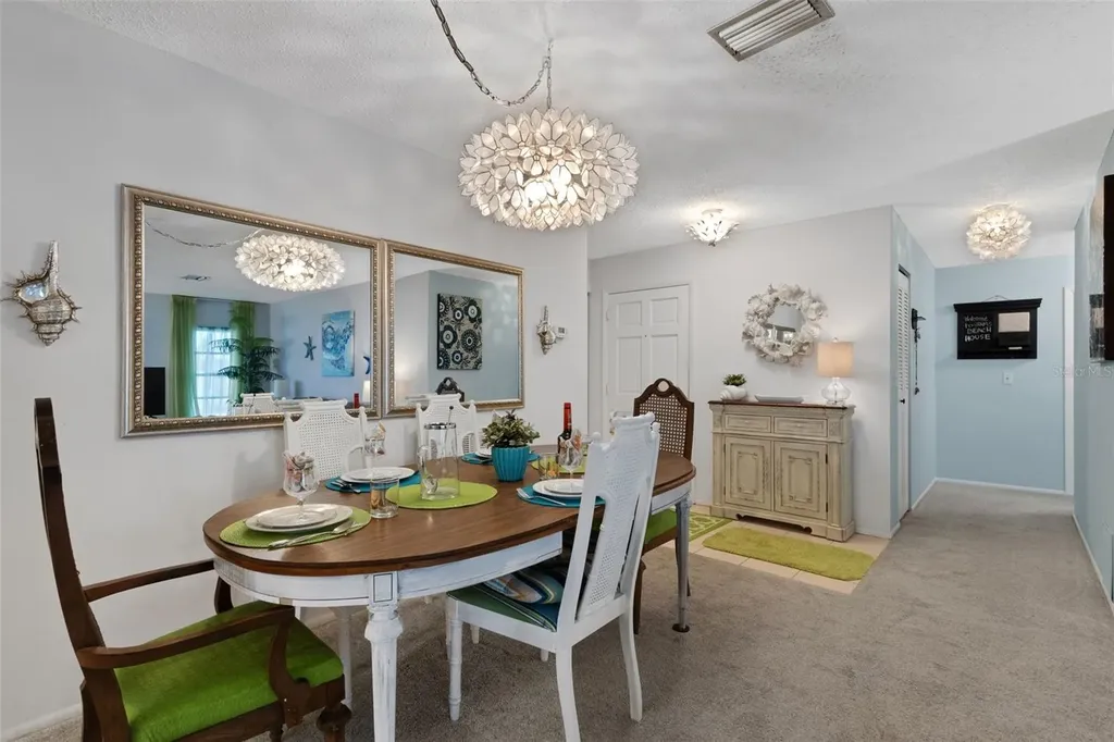 221 Fernwood Circle Seminole FL 33777