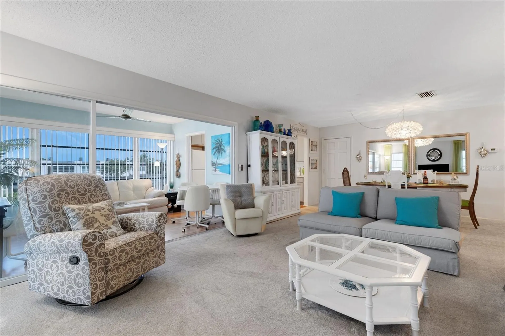 221 Fernwood Circle Seminole FL 33777