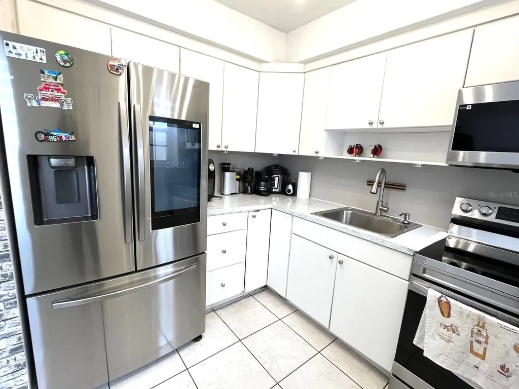 2402 Rodman Street Hollywood FL 33020