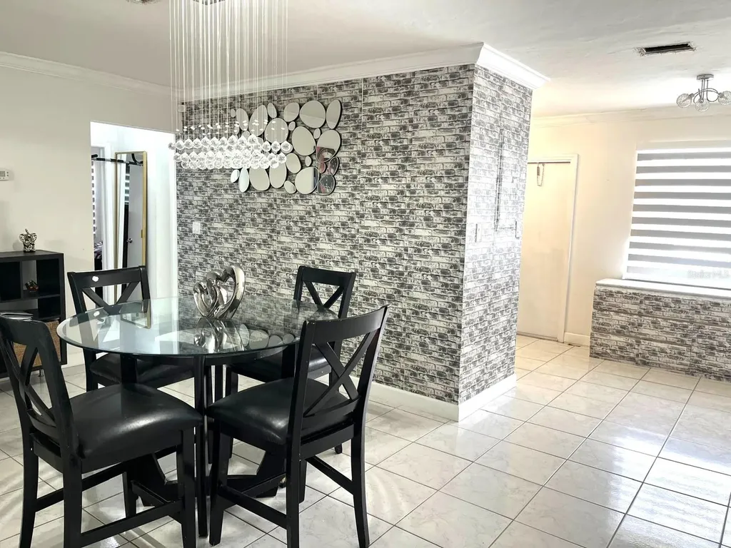 2402 Rodman Street Hollywood FL 33020