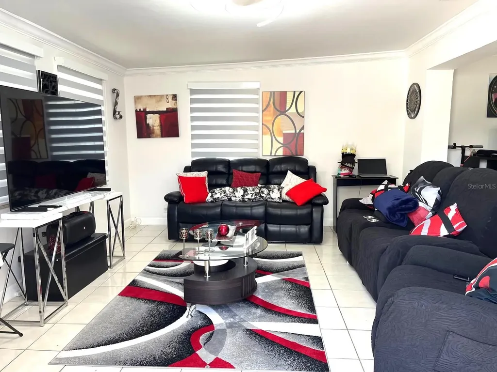 2402 Rodman Street Hollywood FL 33020