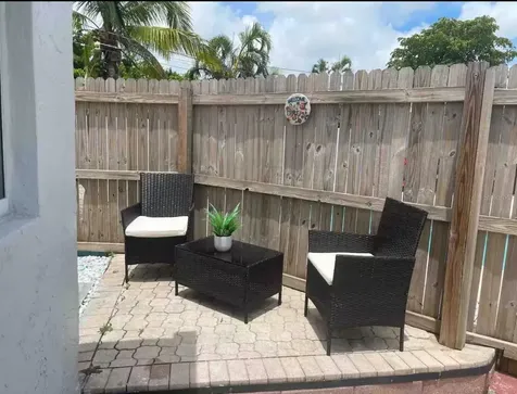 2402 Rodman Street Hollywood FL 33020