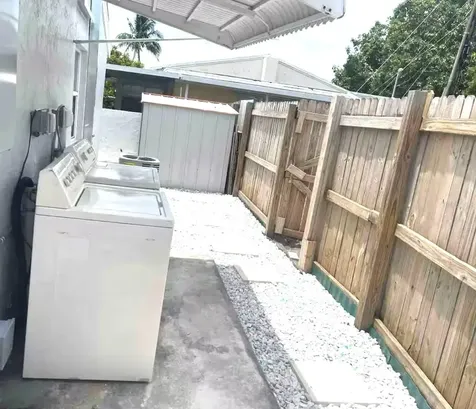 2402 Rodman Street Hollywood FL 33020