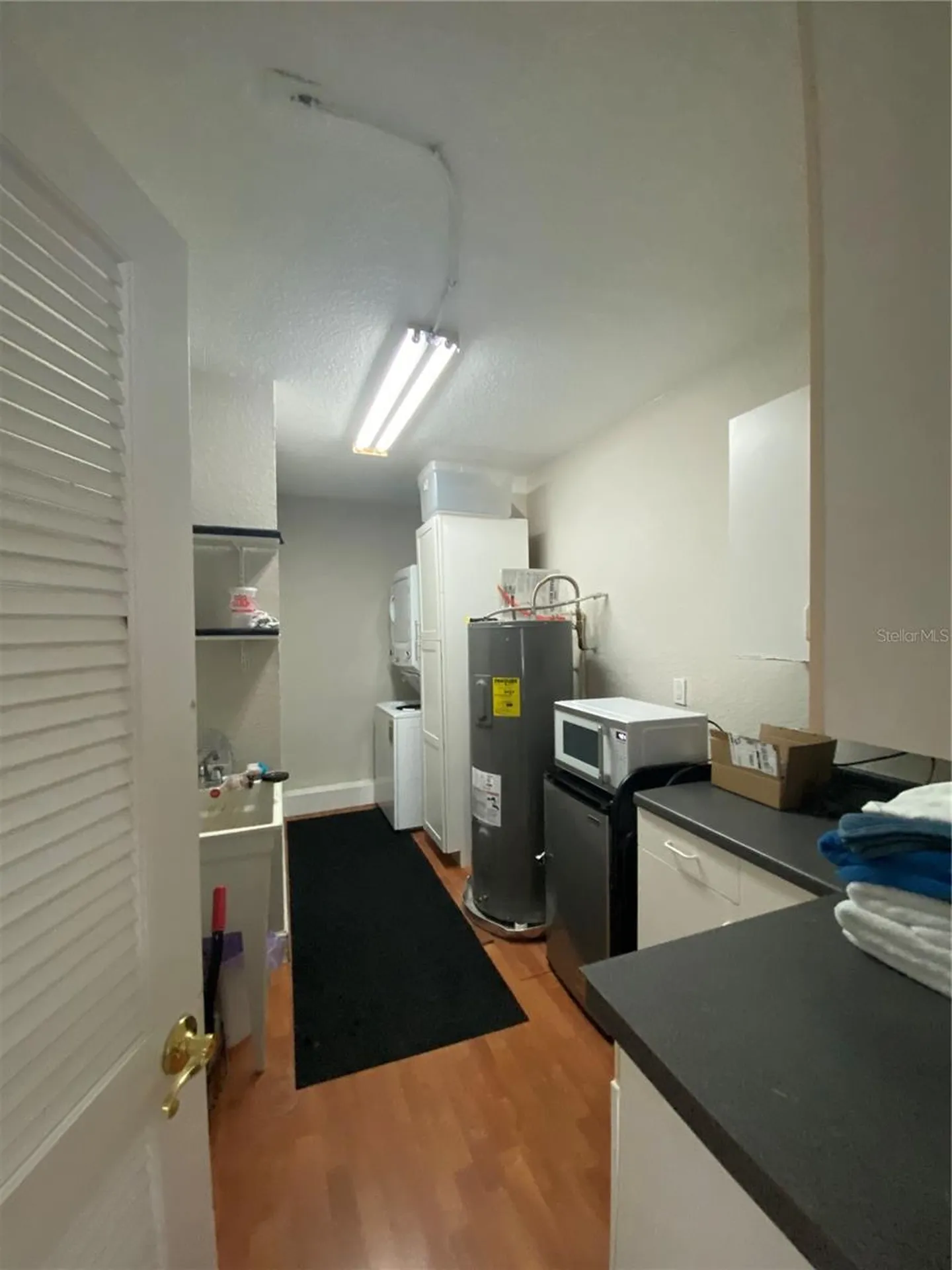 25 W College Avenue Ruskin FL 33570