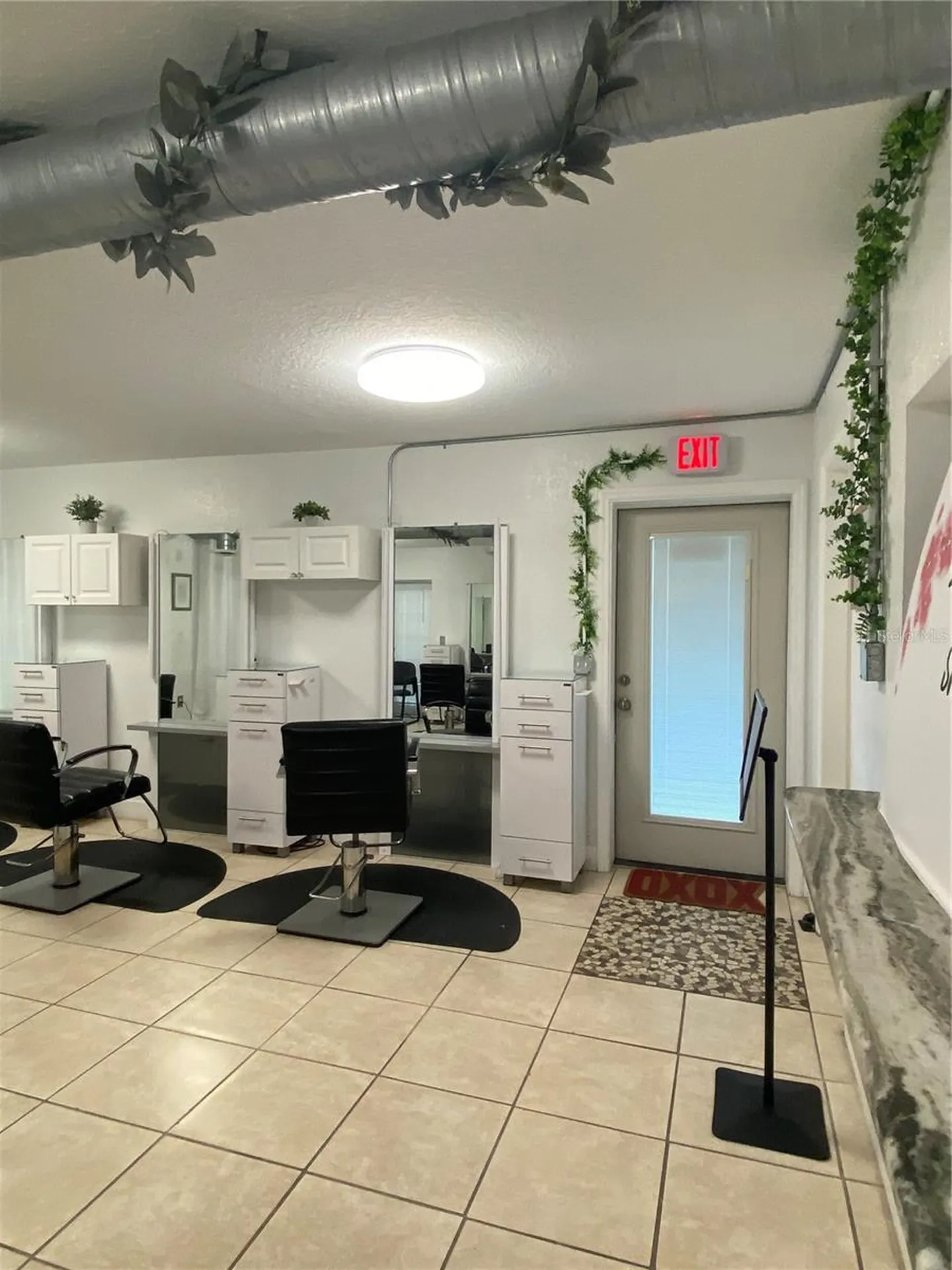 25 W College Avenue Ruskin FL 33570