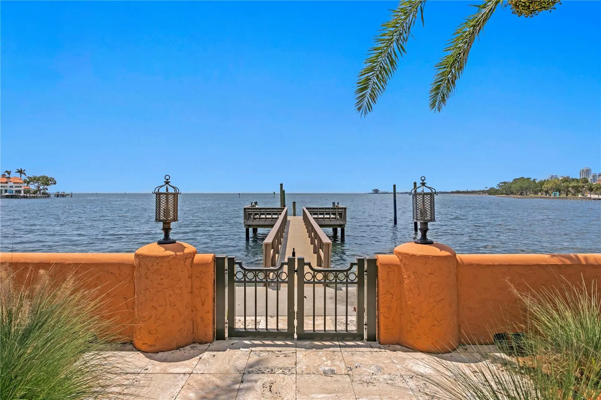 501 Brightwaters Boulevard NE St Petersburg FL 33704