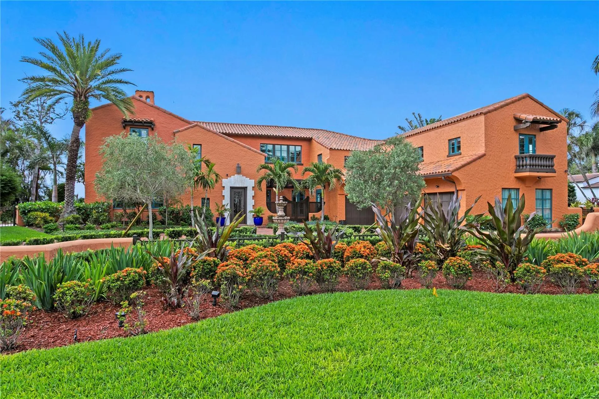 501 Brightwaters Boulevard NE St Petersburg FL 33704