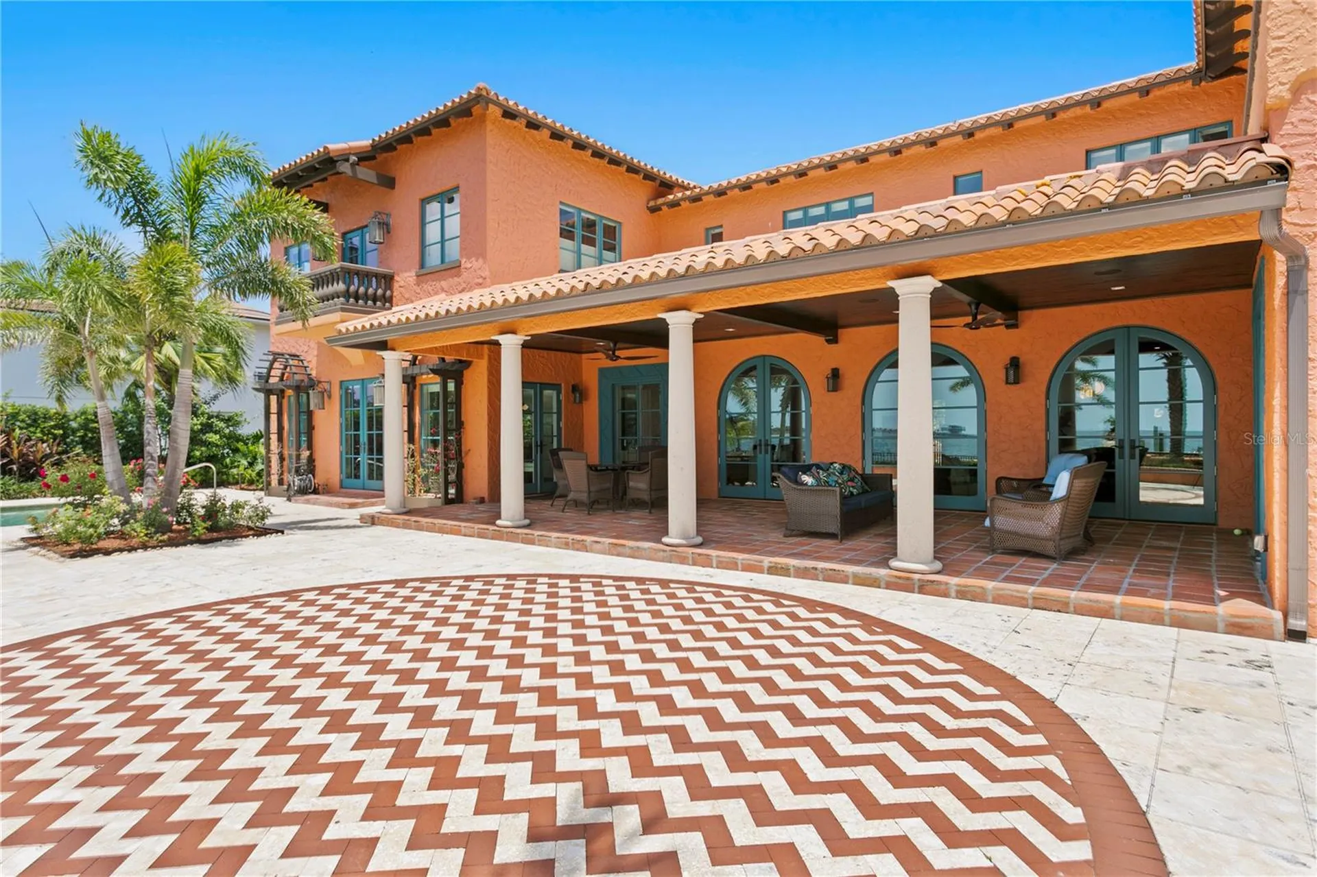 501 Brightwaters Boulevard NE St Petersburg FL 33704
