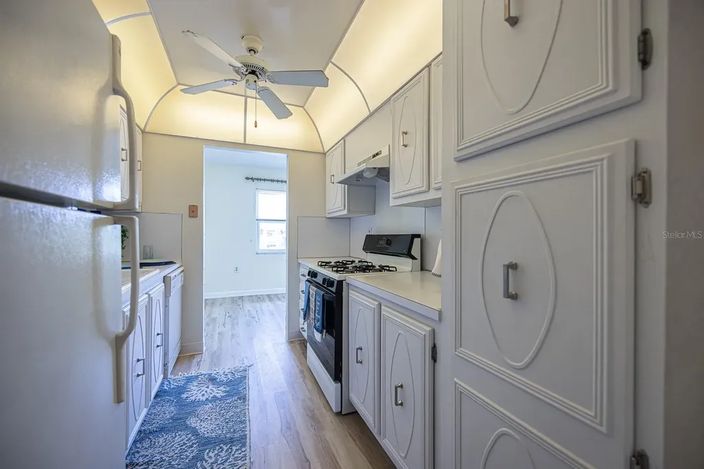 10037 62nd Terrace N St Petersburg FL 33708