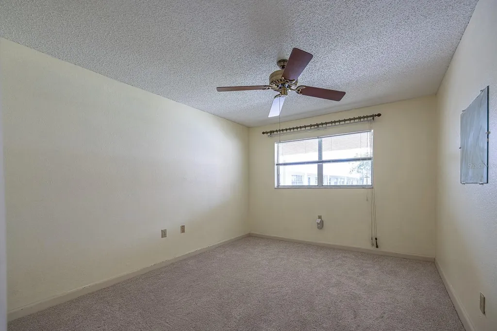 10037 62nd Terrace N St Petersburg FL 33708