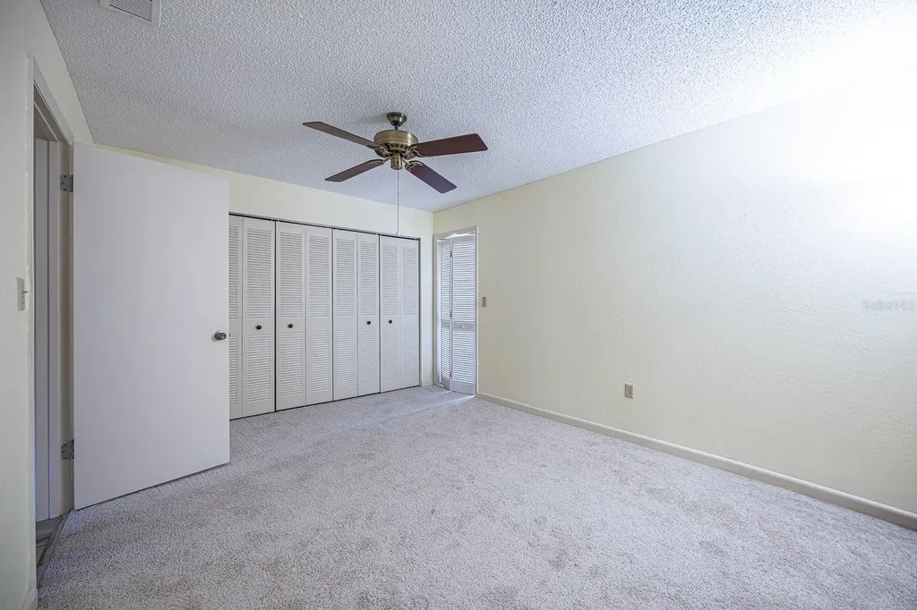 10037 62nd Terrace N St Petersburg FL 33708