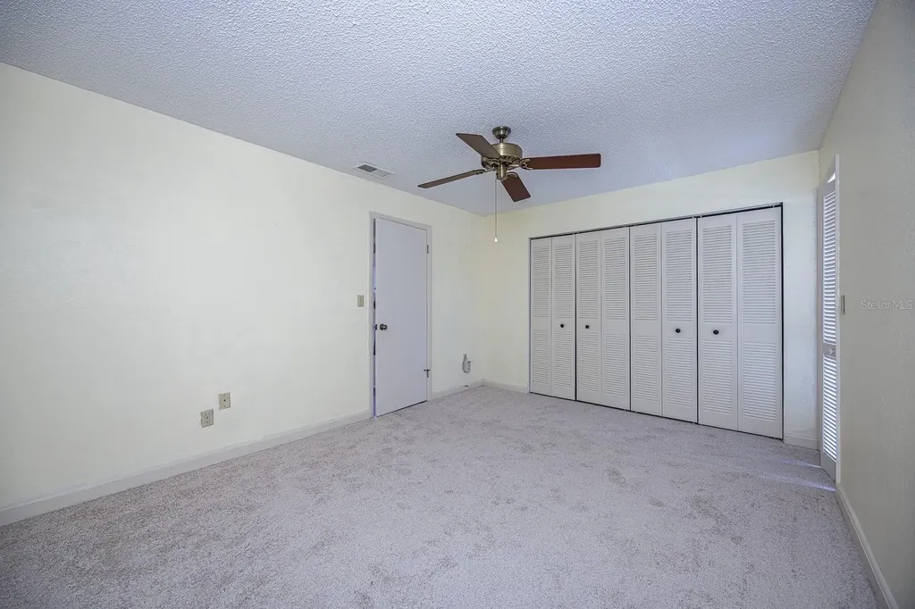 10037 62nd Terrace N St Petersburg FL 33708
