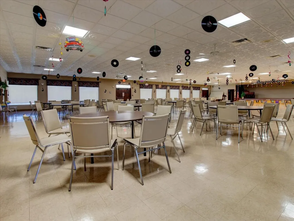 10037 62nd Terrace N St Petersburg FL 33708