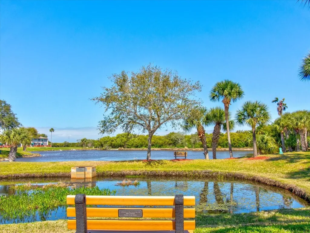 10037 62nd Terrace N St Petersburg FL 33708