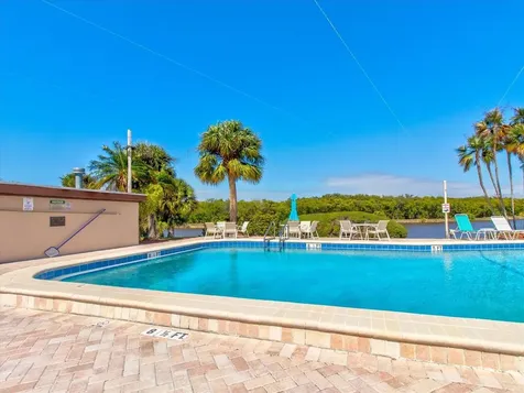 10037 62nd Terrace N St Petersburg FL 33708