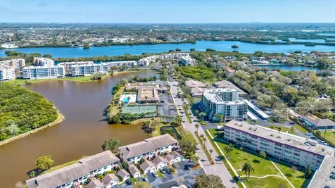 10037 62nd Terrace N St Petersburg FL 33708