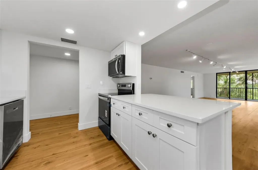 3062 Eastland Boulevard Clearwater FL 33761