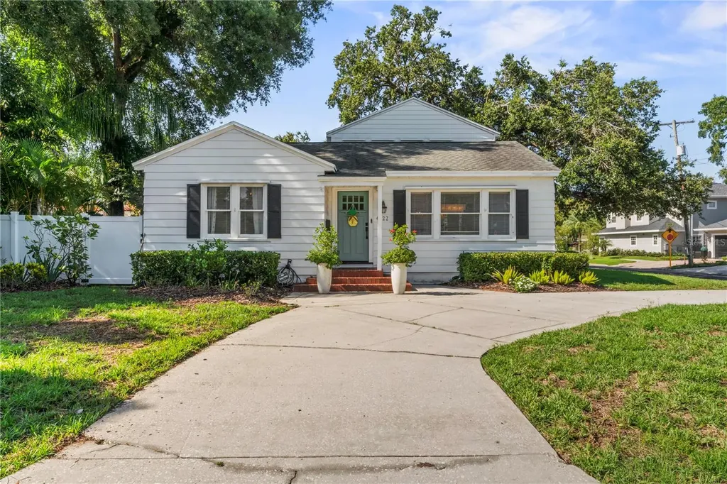 4022 W San Juan Street Tampa FL 33629