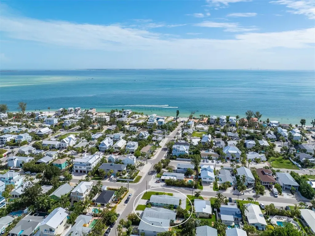 411 Alamanda Road Anna Maria FL 34216