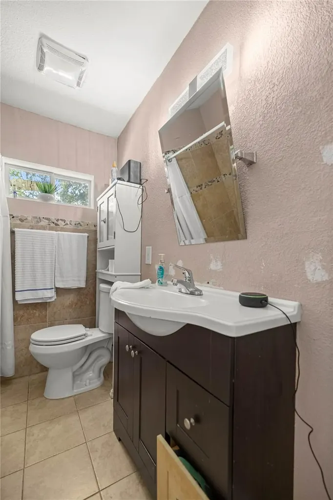 1143 NE 23rd Street Ocala FL 34470