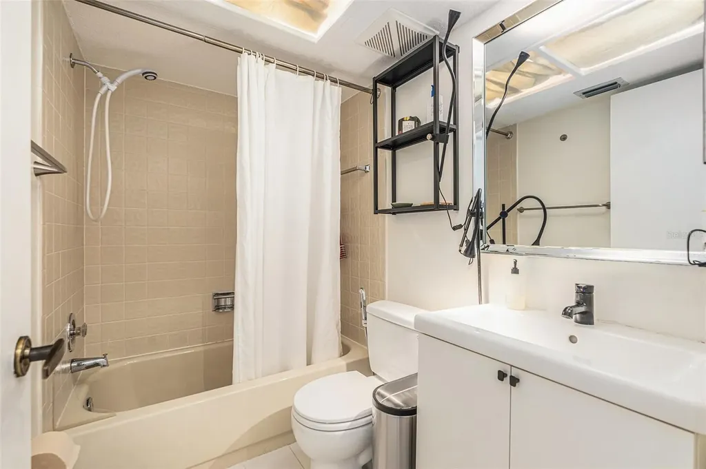 2368 Flanders Way Safety Harbor FL 34695