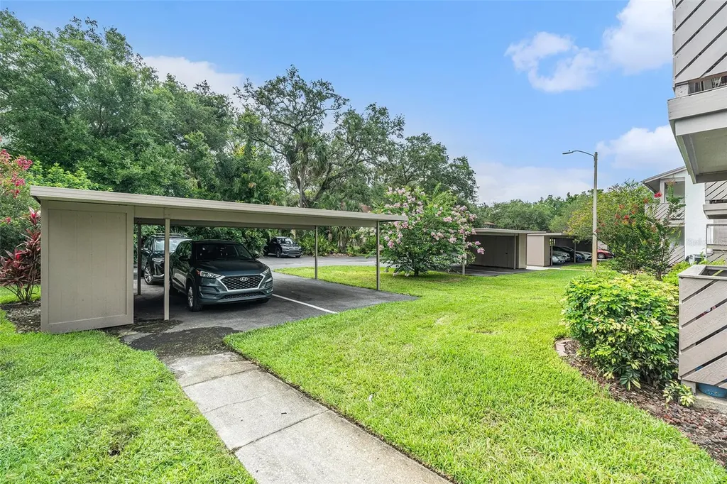 2368 Flanders Way Safety Harbor FL 34695