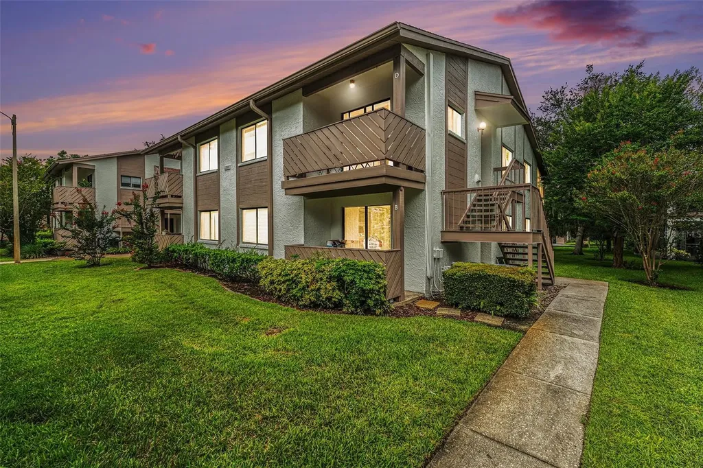 2368 Flanders Way Safety Harbor FL 34695