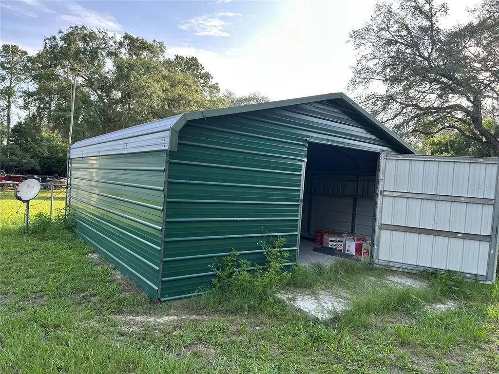 13059 NE 44th Lane Silver Springs FL 34488