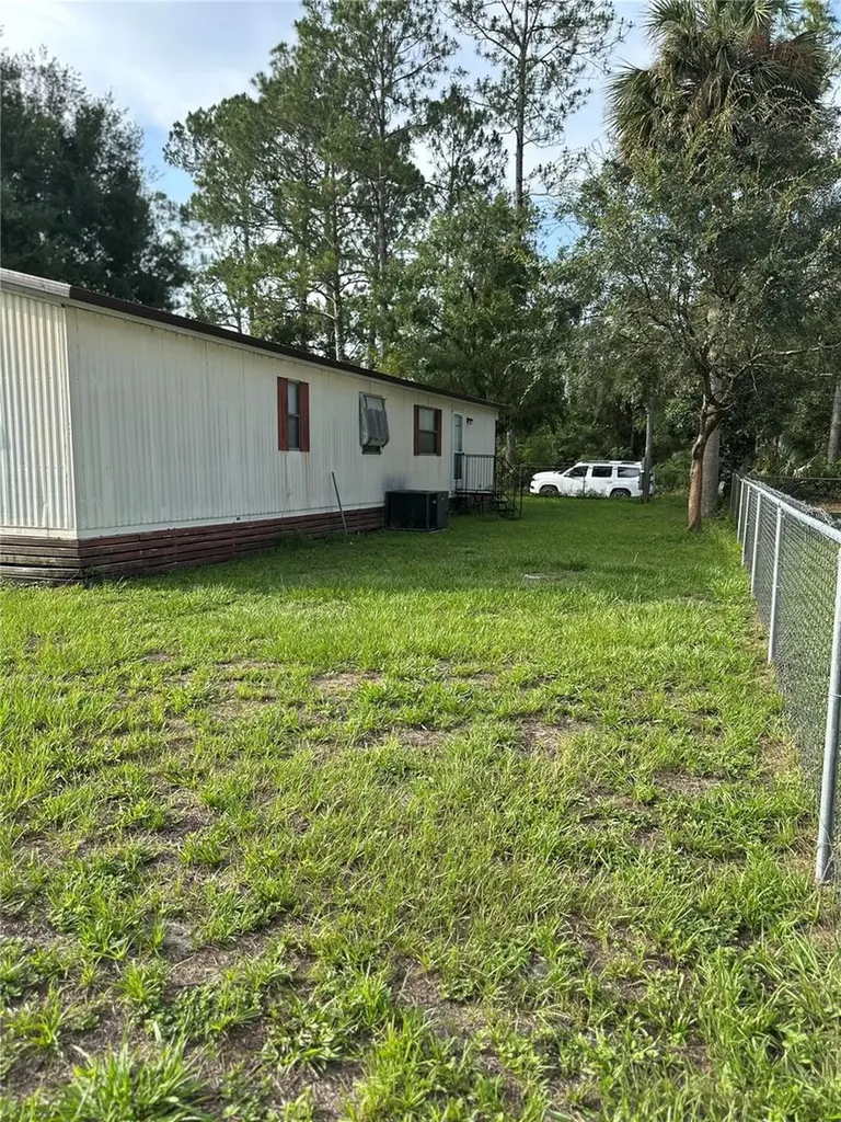 13059 NE 44th Lane Silver Springs FL 34488