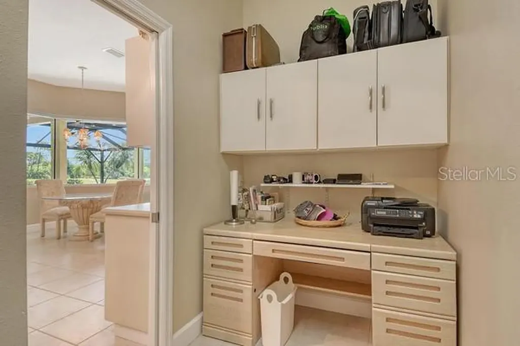 9477 Cedar Ridge Lane Sarasota FL 34238