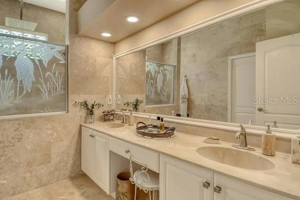 9477 Cedar Ridge Lane Sarasota FL 34238