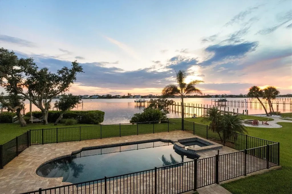 1784 Bayshore Drive Englewood FL 34223