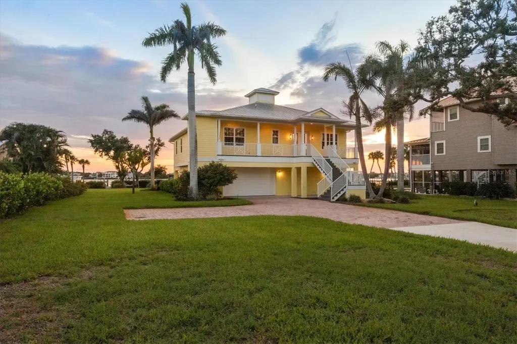 1784 Bayshore Drive Englewood FL 34223